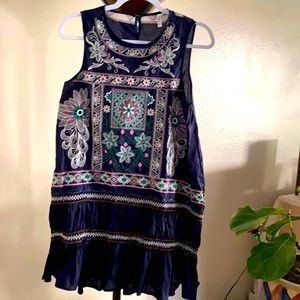 Girls summer dress - Size Small NWOT